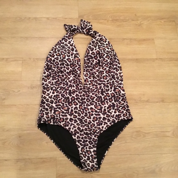 Women's Retro Deep V-Neck Backless High Waisted One Piece Bathing Suit - Picture 4 of 6
